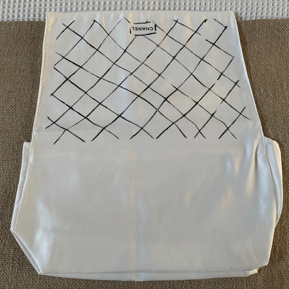 NWT Authentic Chanel Karl Lagerfeld ICOT3 Dust Bag - Picture 6 of 10